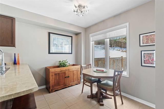24 Peartree Crt, House attached with 3 bedrooms, 3 bathrooms and 2 parking in Barrie ON | Image 6