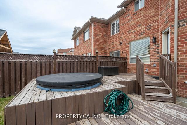 145 Angier Cres, House attached with 3 bedrooms, 4 bathrooms and 2 parking in Ajax ON | Image 32
