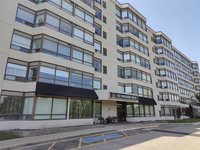 410 - 521 Riverside Dr N, Condo with 3 bedrooms, 2 bathrooms and 1 parking in London ON | Card Image