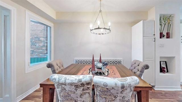 575 Concord Ave, House semidetached with 3 bedrooms, 3 bathrooms and 2 parking in Toronto ON | Image 27