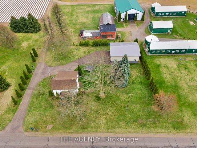 1784 Windham Centre Rd, House detached with 3 bedrooms, 1 bathrooms and 15 parking in Norfolk County ON | Image 23
