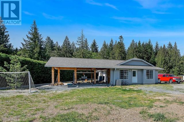 2051 Ingot Dr, House detached with 5 bedrooms, 5 bathrooms and 15 parking in Cowichan Valley B BC | Image 4