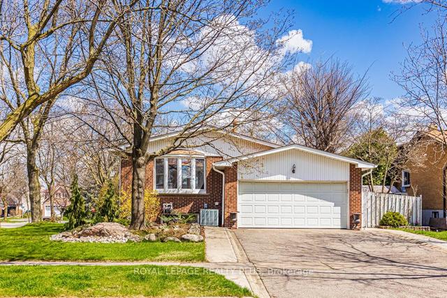 3551 Burningelm Cres, House detached with 3 bedrooms, 3 bathrooms and 5 parking in Mississauga ON | Image 23