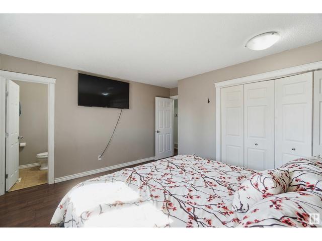 4635 44 Av, House detached with 5 bedrooms, 2 bathrooms and null parking in Gibbons AB | Image 33