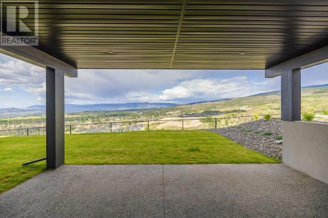 1054 Emslie Street, House detached with 3 bedrooms, 2 bathrooms and 4 parking in Kelowna BC | Image 84