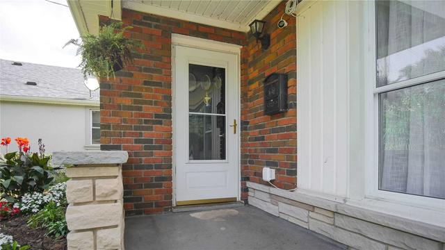 70 Jarrow Rd, House detached with 3 bedrooms, 2 bathrooms and 7 parking in St. Catharines ON | Image 28