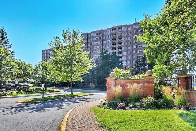 705 - 100 Grant Carman Drive, Condo with 2 bedrooms, 2 bathrooms and 2 parking in Ottawa ON | Image 2
