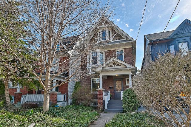 125 Chester Ave, House detached with 4 bedrooms, 3 bathrooms and 2 parking in Toronto ON | Image 1