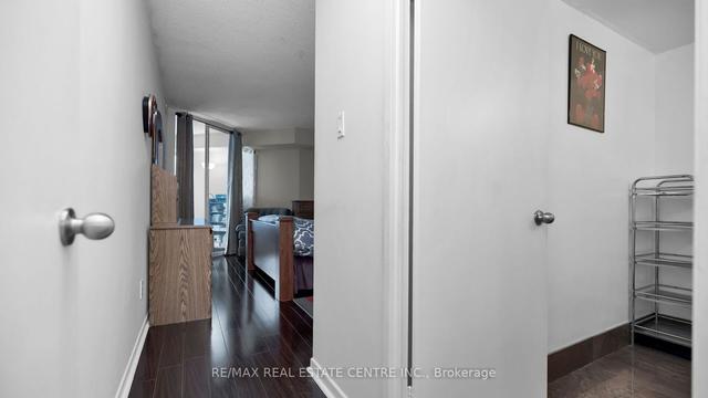 803 - 26 Hanover Rd, Condo with 2 bedrooms, 2 bathrooms and 2 parking in Brampton ON | Image 19