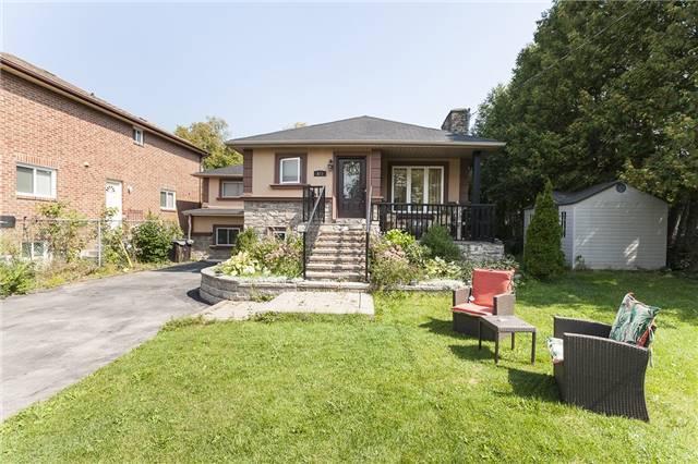 575 Meadowvale Rd, House detached with 2 bedrooms, 4 bathrooms and 8 parking in Toronto ON | Image 1