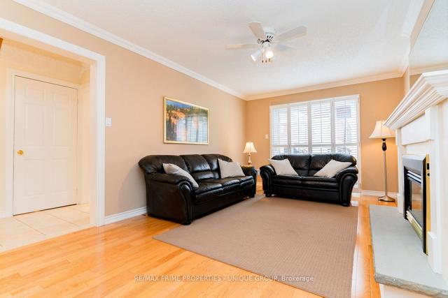 11 White Ash Dr, House detached with 4 bedrooms, 4 bathrooms and 8 parking in Markham ON | Image 3