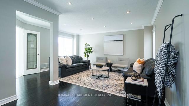 3432 Nutcracker Dr, House detached with 4 bedrooms, 3 bathrooms and 6 parking in Mississauga ON | Image 15