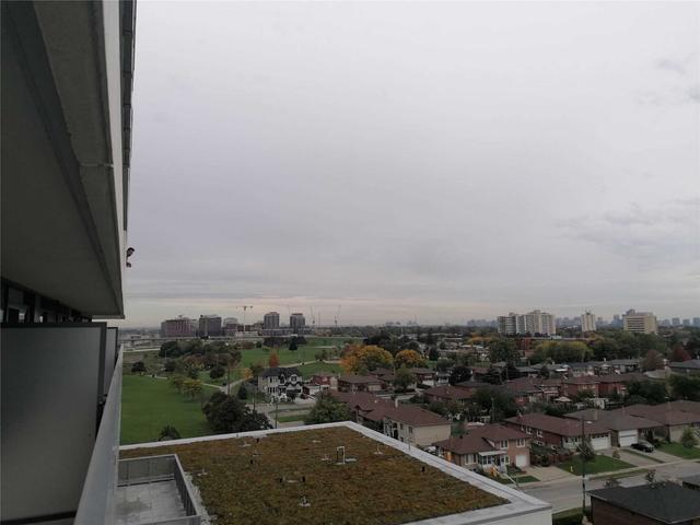 1014 - 120 Varna Dr, Condo with 2 bedrooms, 2 bathrooms and 1 parking in Toronto ON | Image 7