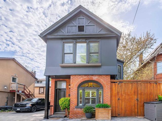296 Seaton St, House detached with 2 bedrooms, 3 bathrooms and 1 parking in Toronto ON | Card Image