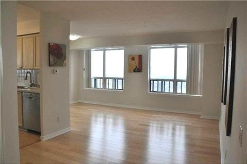 2207 - 8 Hillcrest Ave, Condo with 2 bedrooms, 2 bathrooms and 1 parking in Toronto ON | Image 9