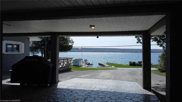 287 Mallory Beach Rd, House detached with 3 bedrooms, 4 bathrooms and 10 parking in South Bruce Peninsula ON | Image 7