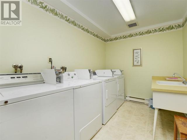 Shared Laundry Room. | Image 24