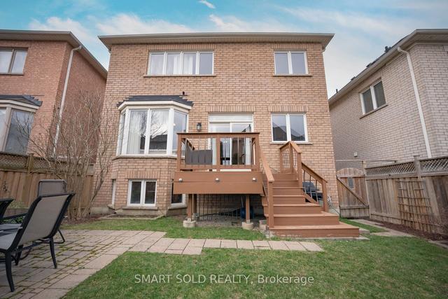 111 Rivington Ave, House detached with 4 bedrooms, 4 bathrooms and 4 parking in Vaughan ON | Image 32