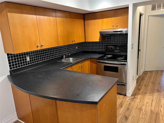 211 - 415 Jarvis St, Townhouse with 2 bedrooms, 1 bathrooms and 0 parking in Toronto ON | Image 9