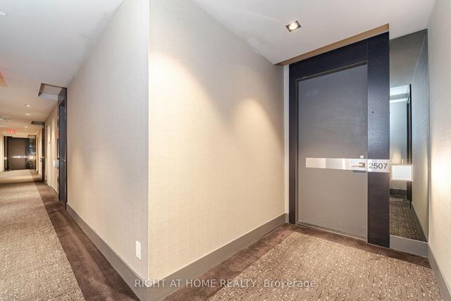 2507 - 32 Davenport Rd, Condo with 2 bedrooms, 2 bathrooms and 2 parking in Toronto ON | Image 19