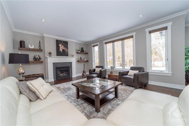 29 Beverly Street, House detached with 5 bedrooms, 4 bathrooms and 6 parking in Ottawa ON | Image 13