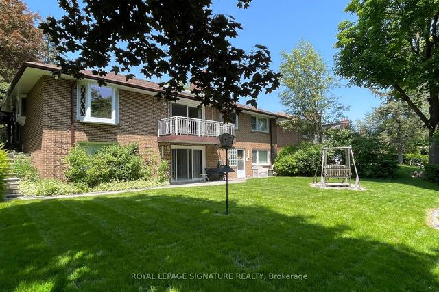 157 Sweeney Dr, House detached with 3 bedrooms, 3 bathrooms and 6 parking in Toronto ON | Image 22