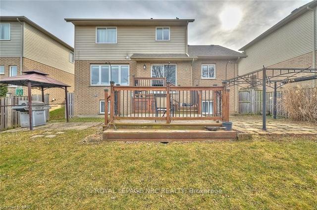 28 Fosh Crt, House detached with 3 bedrooms, 4 bathrooms and 4 parking in St. Catharines ON | Image 27