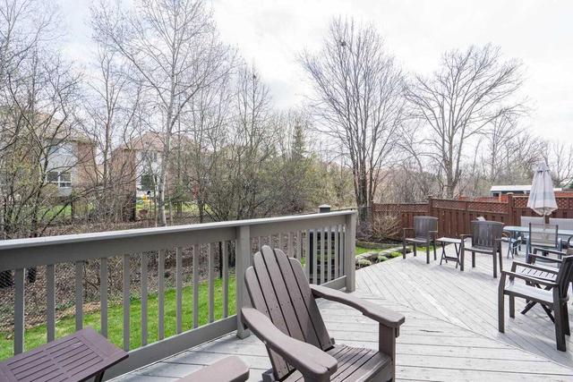 6363 Alderwood Tr, House detached with 4 bedrooms, 4 bathrooms and 5 parking in Mississauga ON | Image 27