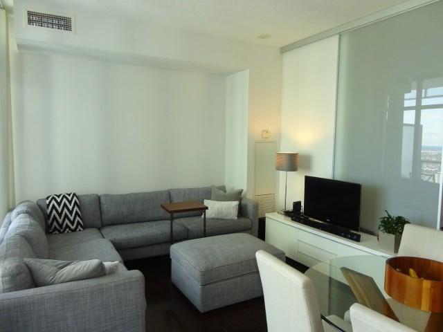 2702 - 33 Charles St E, Condo with 1 bedrooms, 1 bathrooms and 0 parking in Toronto ON | Image 15