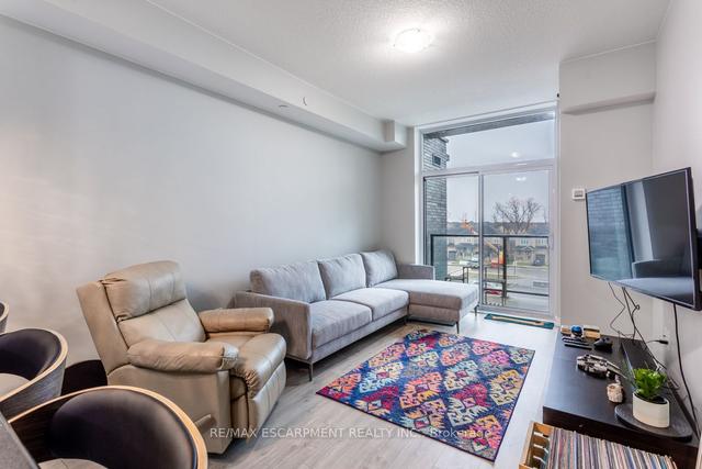 320 - 450 Dundas St E, Condo with 1 bedrooms, 1 bathrooms and 1 parking in Hamilton ON | Image 4