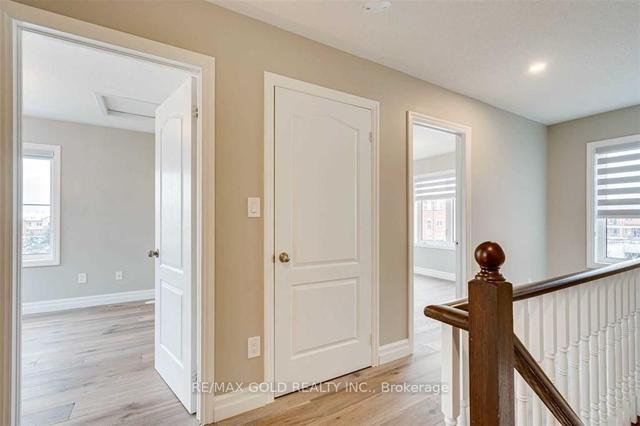 1 - 2464 Post Rd, Townhouse with 2 bedrooms, 2 bathrooms and 1 parking in Oakville ON | Image 11