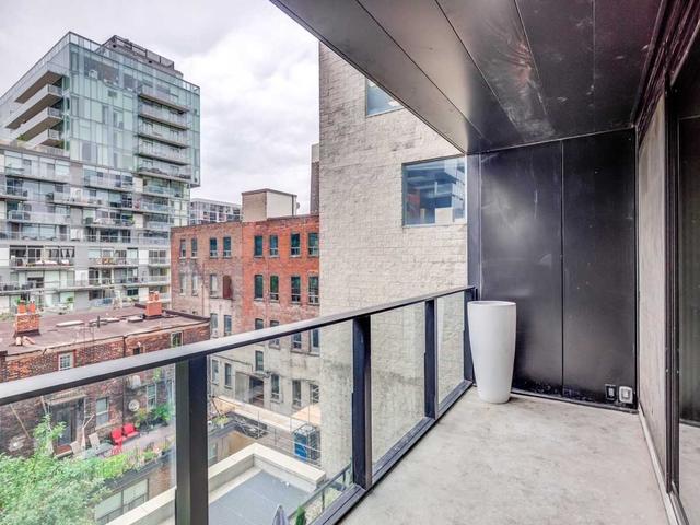416 - 629 King St W, Condo with 1 bedrooms, 1 bathrooms and 0 parking in Toronto ON | Image 4