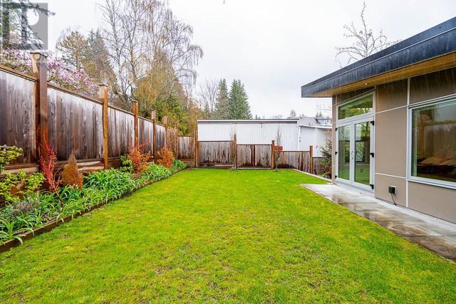 148 E Kings Road, House detached with 4 bedrooms, 3 bathrooms and 3 parking in North Vancouver BC | Image 22