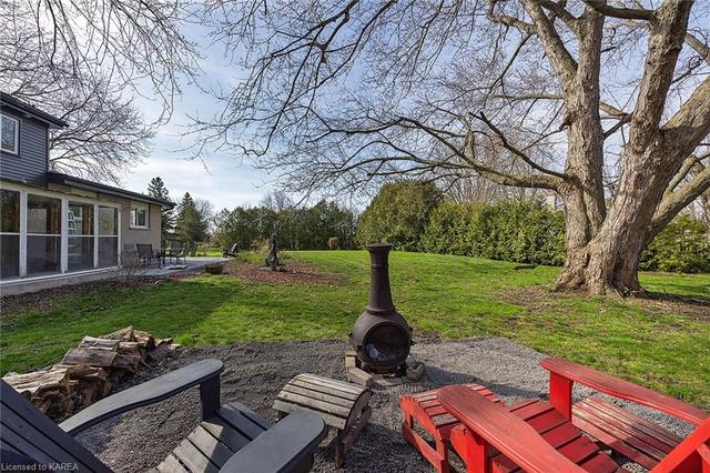200 Old Orchard Road, House detached with 3 bedrooms, 1 bathrooms and 8 parking in Greater Napanee ON | Image 2