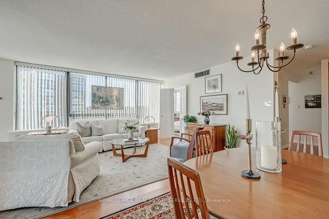 704 - 1230 Marlborough Crt, Condo with 2 bedrooms, 2 bathrooms and 1 parking in Oakville ON | Image 3