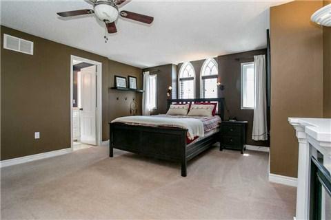 1180 Booth Ave, House attached with 3 bedrooms, 3 bathrooms and 2 parking in Innisfil ON | Image 7