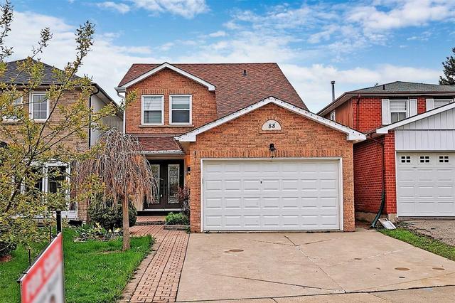 88 Gray Cres, House detached with 3 bedrooms, 4 bathrooms and 4 parking in Richmond Hill ON | Image 1