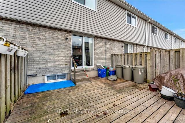27 - 488 Grey St, Townhouse with 3 bedrooms, 1 bathrooms and 1 parking in Brantford ON | Image 11