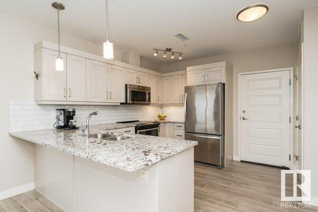 1301 - 2755 109 St Nw, Condo with 2 bedrooms, 2 bathrooms and 2 parking in Edmonton AB | Image 7