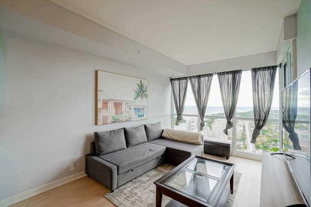 4202 - 10 Park Lawn Rd, Condo with 1 bedrooms, 1 bathrooms and 1 parking in Toronto ON | Image 2
