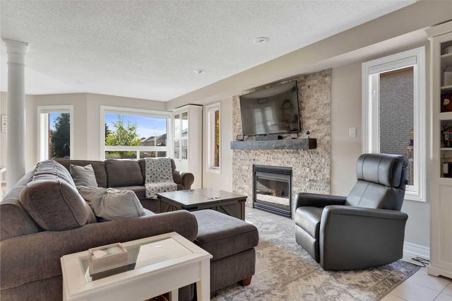94 Northview Cres, House detached with 4 bedrooms, 4 bathrooms and 11 parking in Barrie ON | Image 37
