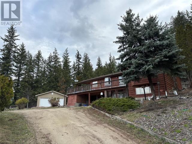 1414 Vella Road, House detached with 3 bedrooms, 3 bathrooms and 14 parking in Columbia Shuswap C BC | Image 1
