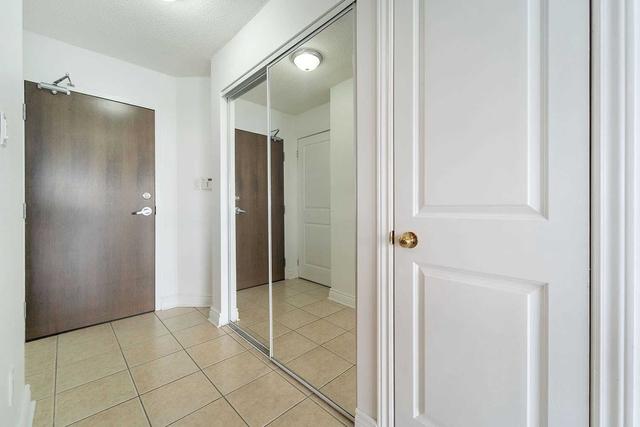 1310 - 9 George St N, Condo with 2 bedrooms, 2 bathrooms and 1 parking in Brampton ON | Image 17