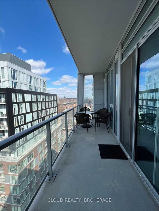 1210 - 25 Baseball Pl, Condo with 2 bedrooms, 2 bathrooms and 1 parking in Toronto ON | Image 3