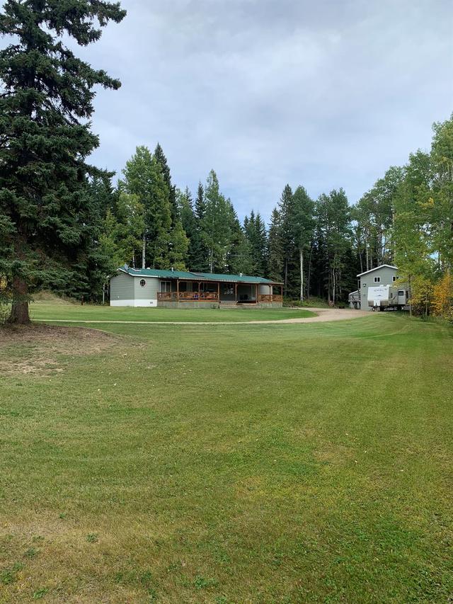 85081 Old Highway 11a, House detached with 3 bedrooms, 2 bathrooms and 1 parking in Clearwater County AB | Image 1