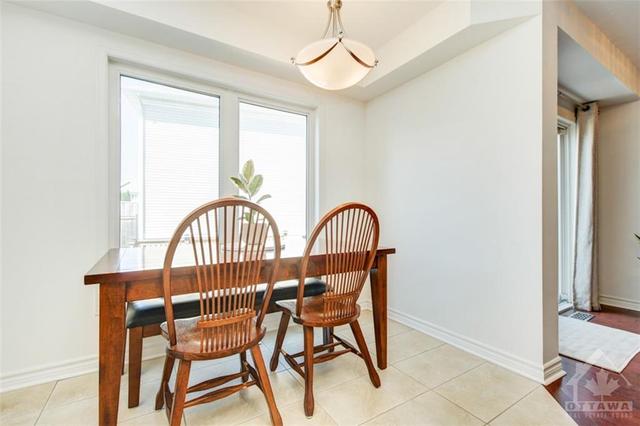 379 Hillsboro Private, Townhouse with 3 bedrooms, 3 bathrooms and 2 parking in Ottawa ON | Image 11
