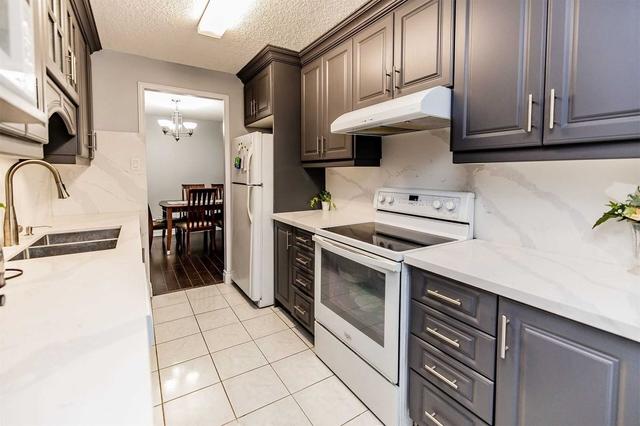 307 - 15 Kensington Rd, Condo with 2 bedrooms, 1 bathrooms and 1 parking in Brampton ON | Image 22