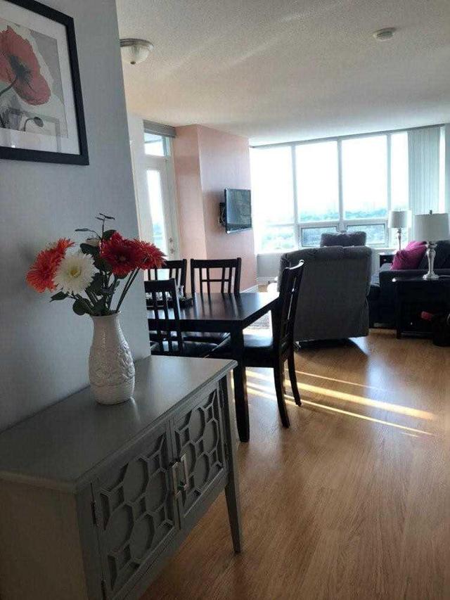 1312 - 15 Greenview Ave, Condo with 2 bedrooms, 2 bathrooms and 1 parking in Toronto ON | Image 5
