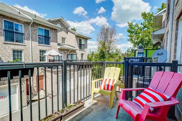56 Strangford Lane, House attached with 3 bedrooms, 3 bathrooms and 2 parking in Toronto ON | Image 10