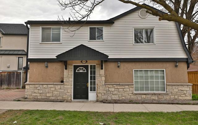 225 Felan Ave, House detached with 3 bedrooms, 2 bathrooms and 2 parking in Oakville ON | Image 1